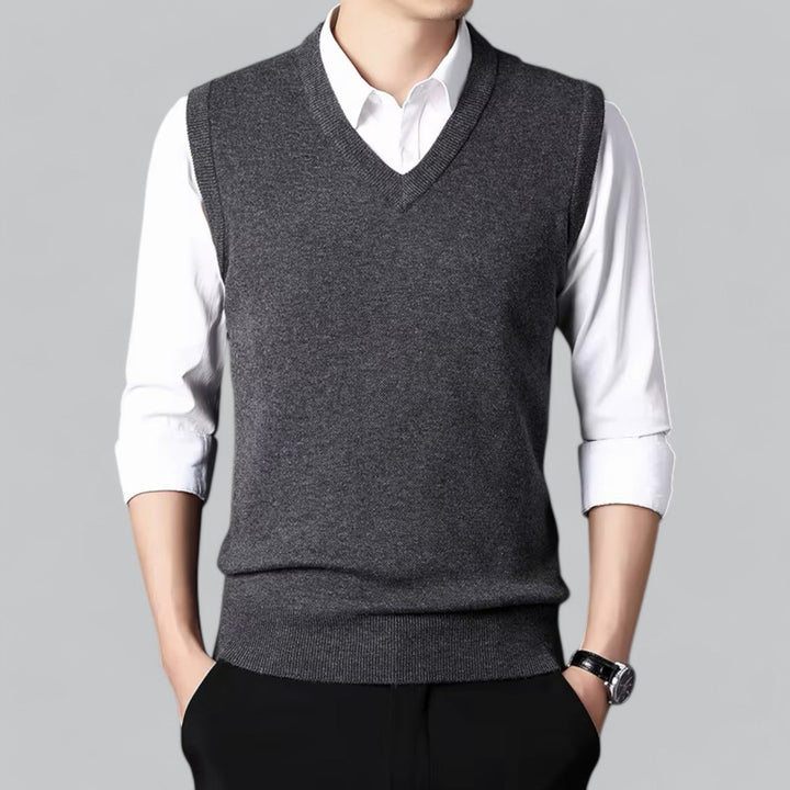 Oliver Bradley - Calvin V-Neck Vest 11