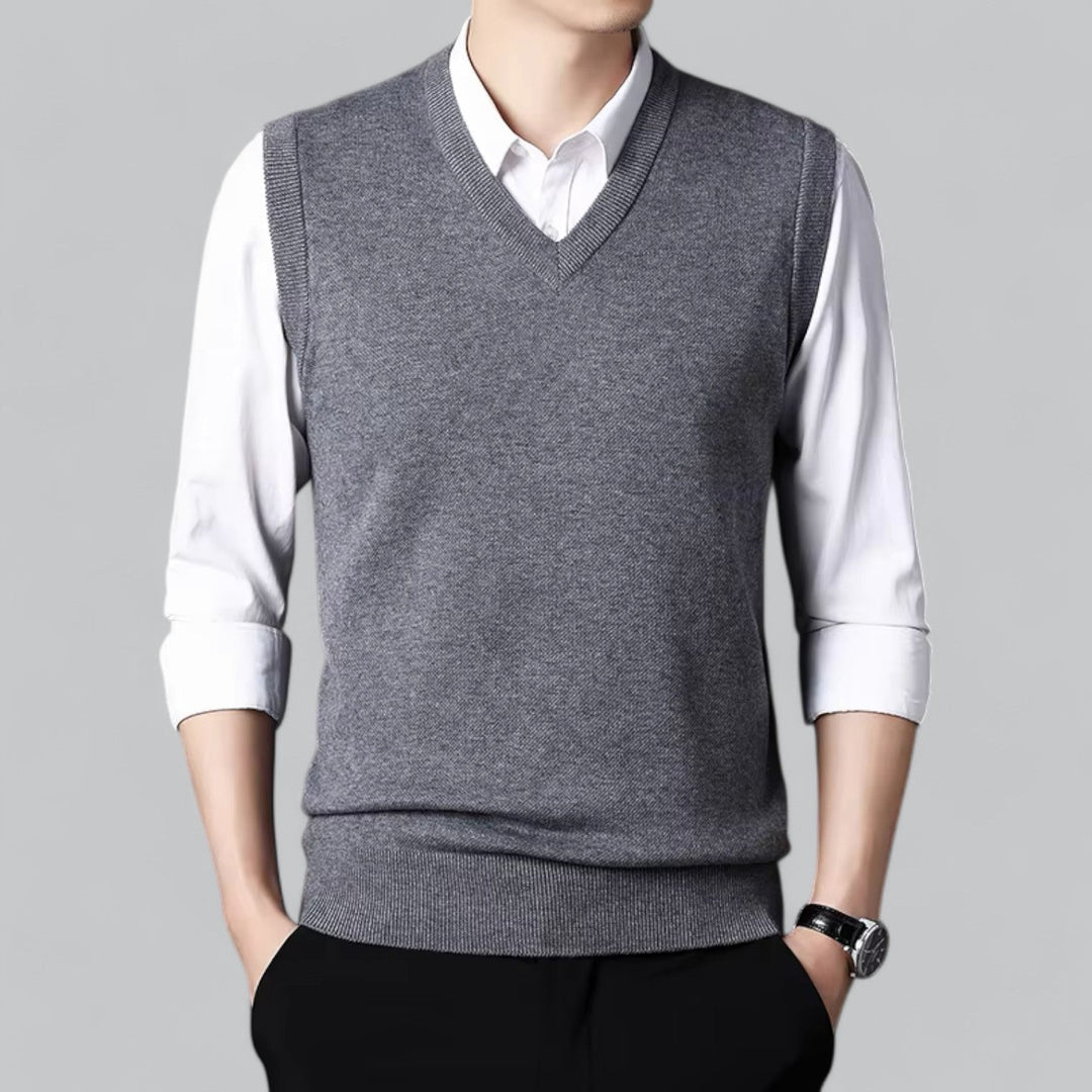 Oliver Bradley - Calvin V-Neck Vest 12