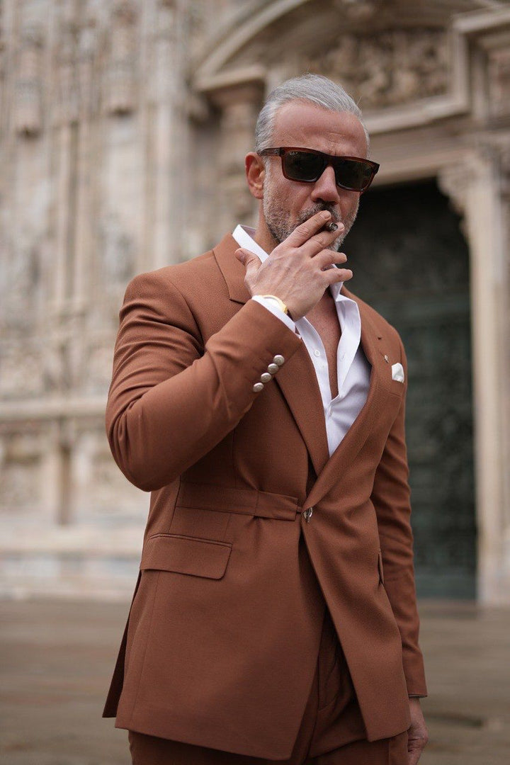 4 Set Groom Suits · Oliver Bradley
