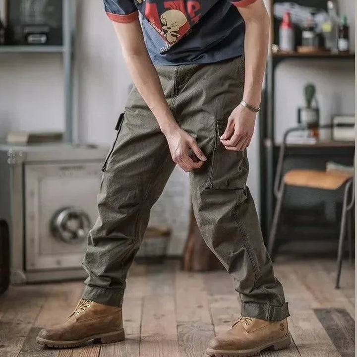 Airflow Cargo Pants for Men – Lightweight Comfort & Functional Design · Oliver Bradley