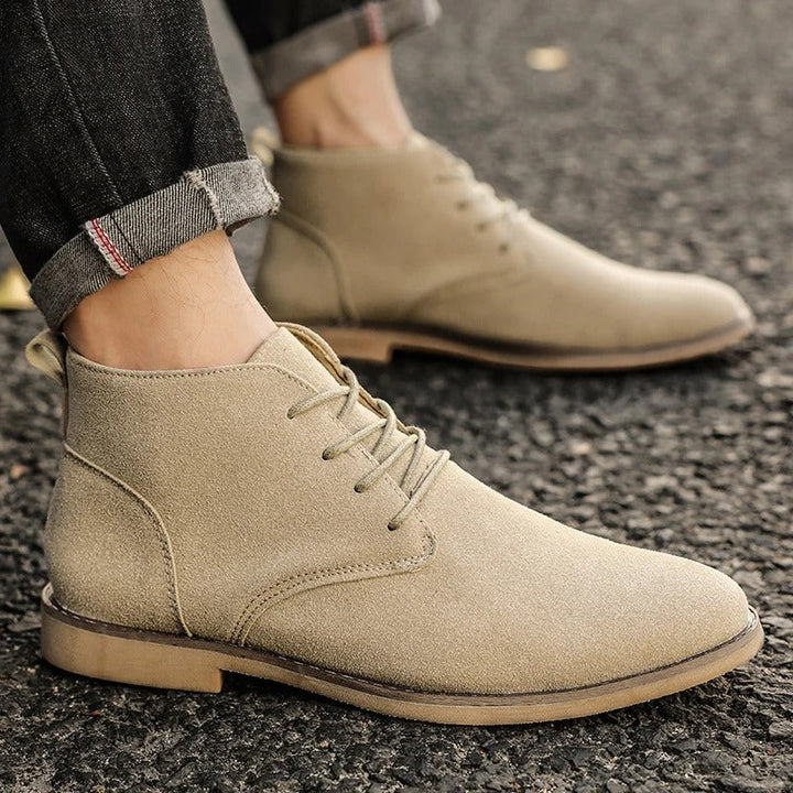 Alberto – Elegante Herren Stiefelette aus Wildleder für Alltag & Büro · Oliver Bradley