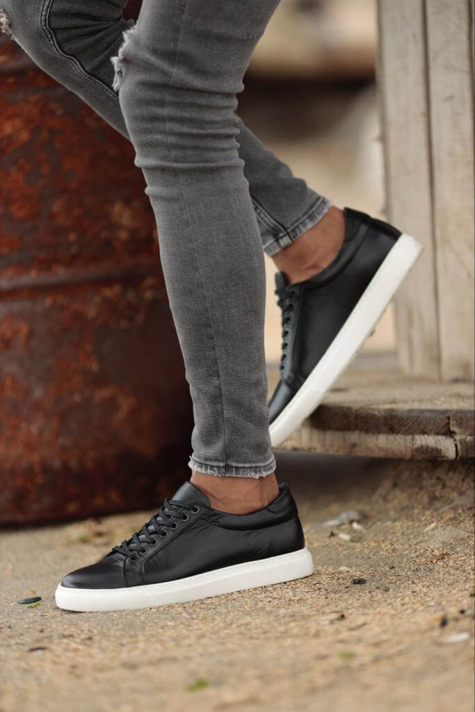 Albina Black Leather Sneaker · Oliver Bradley