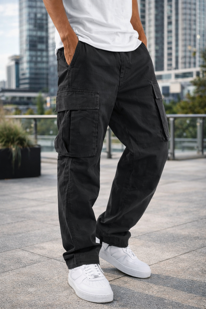 Alvor Urban Men Cargo Pants · Oliver Bradley