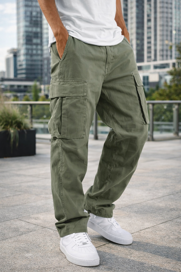 Alvor Urban Men Cargo Pants · Oliver Bradley