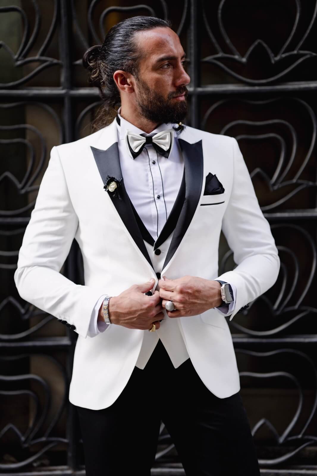 Amalfi 3 Piece Tuxedo — White Slim Fit · Oliver Bradley