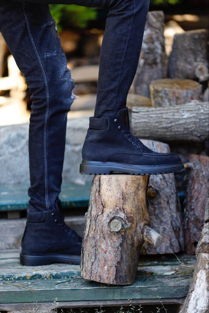 Amazon Black Ankle Boots · Oliver Bradley