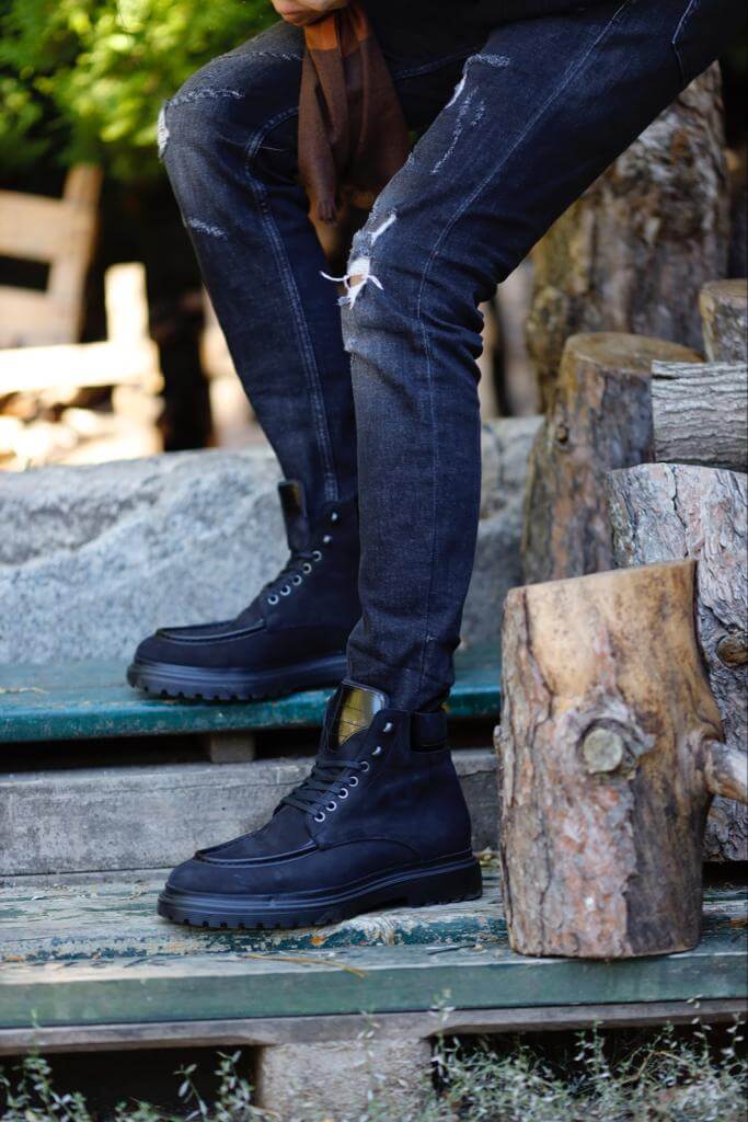 Amazon Black Ankle Boots · Oliver Bradley