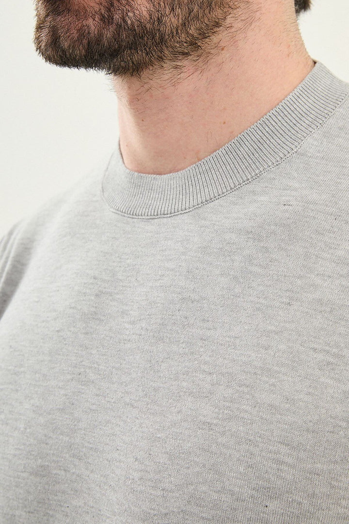 Aosta Crew Neck T-Shirt — Gray · Oliver Bradley