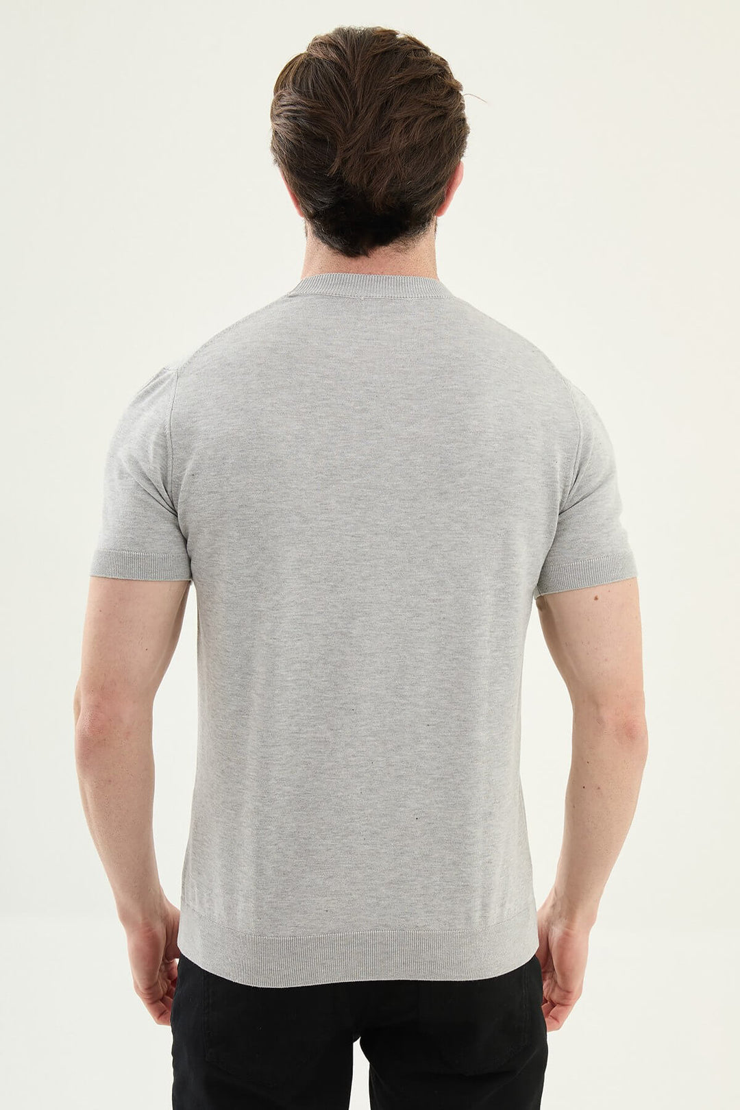 Aosta Crew Neck T-Shirt — Gray · Oliver Bradley