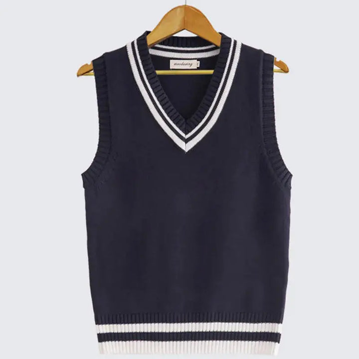 Basty | Men’s Knitted V-Neck Sleeveless Sweater Vest · Oliver Bradley