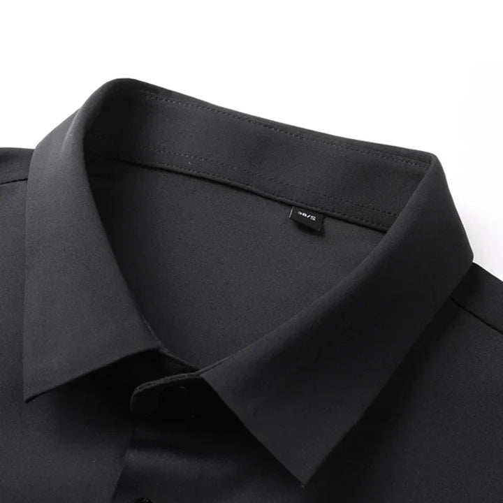 Bequeme Slim Fit Hemden | Stilvolles und Elastisches Design · Oliver Bradley