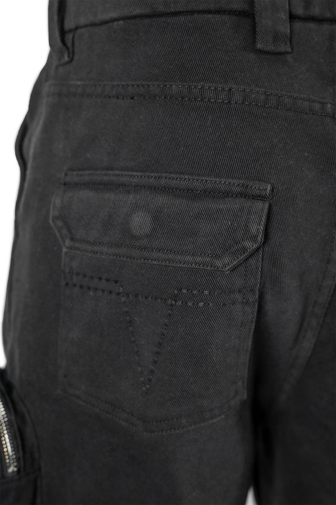 Black Bondage Cargo V2 · Oliver Bradley