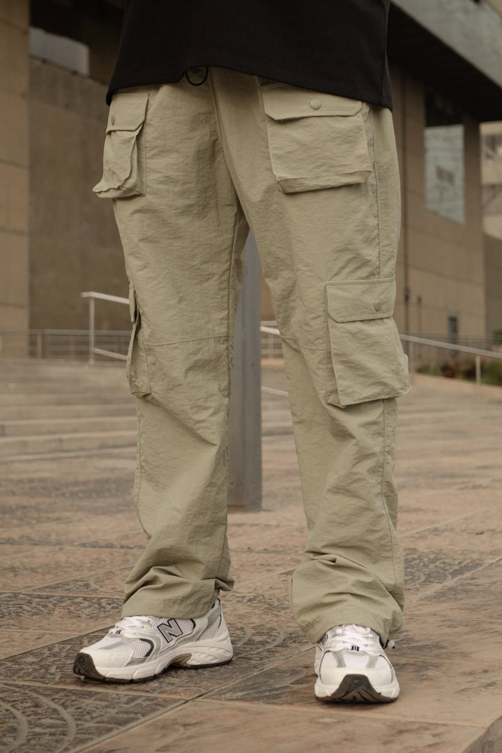 CARGO PARACHUTE · Oliver Bradley