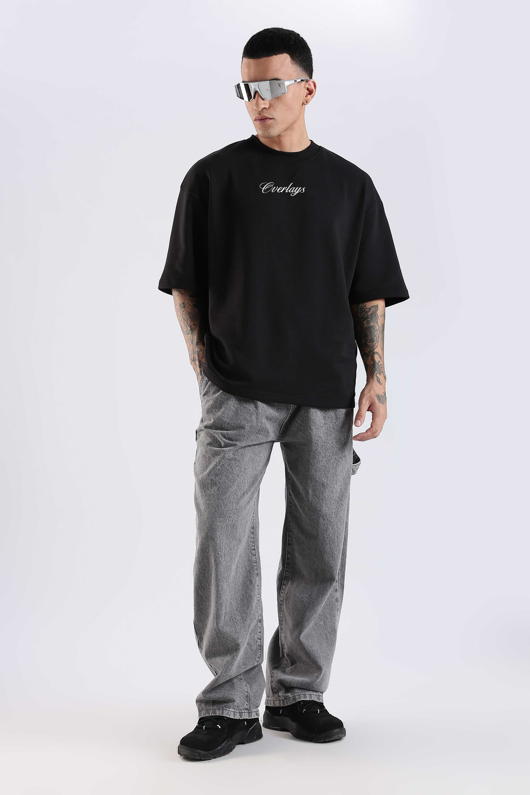 Carpedian Black Oversized Tshirt · Oliver Bradley
