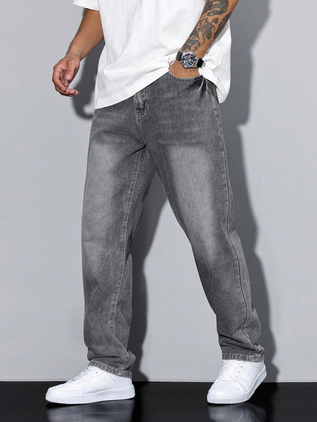 Casual Men’s Solid Color Jeans – Daan Everyday Denim · Oliver Bradley