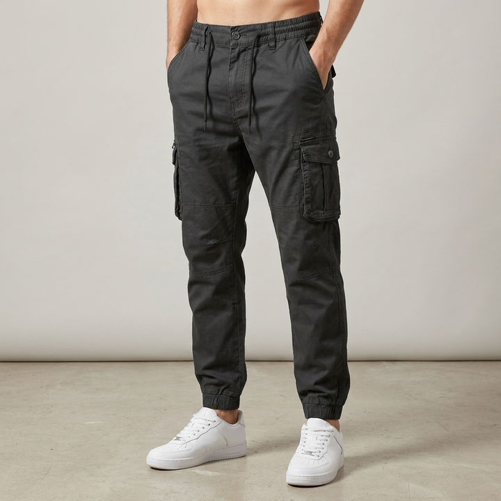 CELVOIR | JOGGER CARGO UTILITY POUR HOMME · Oliver Bradley