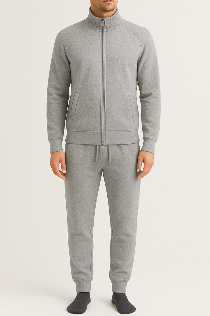 Classic Men’s Full-Zip Tracksuit – Soft Fabric, Timeless Fit · Oliver Bradley