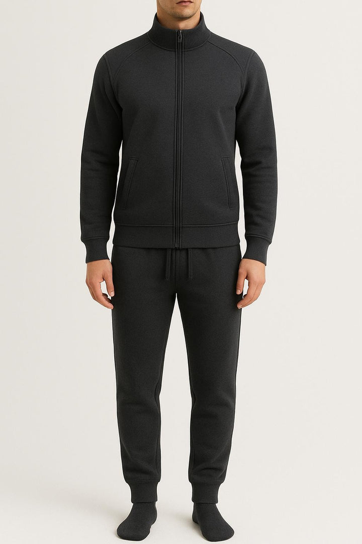 Classic Men’s Full-Zip Tracksuit – Soft Fabric, Timeless Fit · Oliver Bradley
