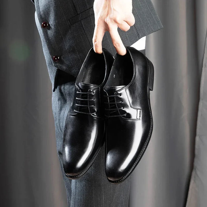 Elithro - Genuine Leather Shoes · Oliver Bradley