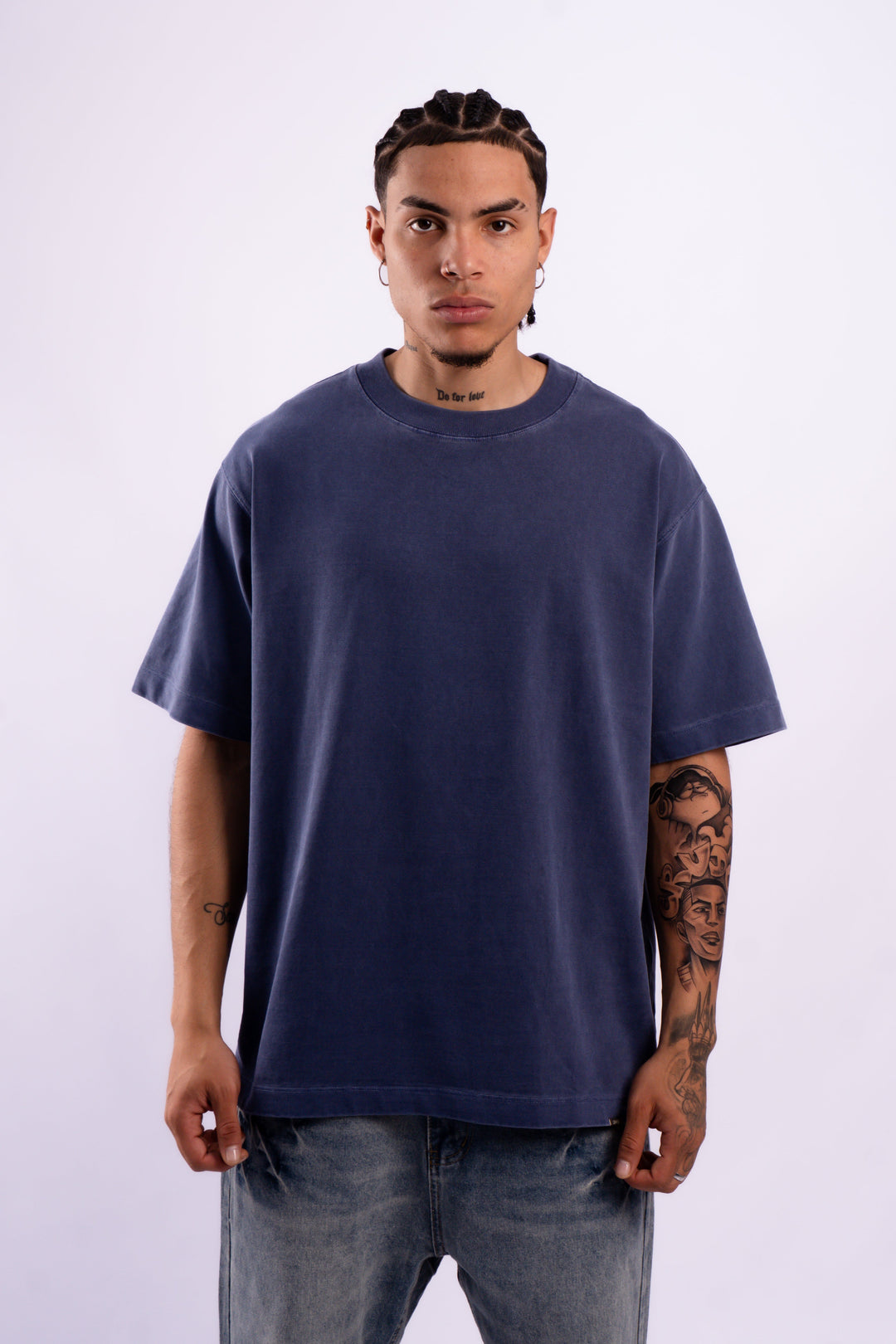 ESSENTIAL TEE ULTRA HEAVY · Oliver Bradley