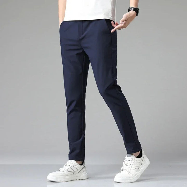 Everyday Pant · Oliver Bradley