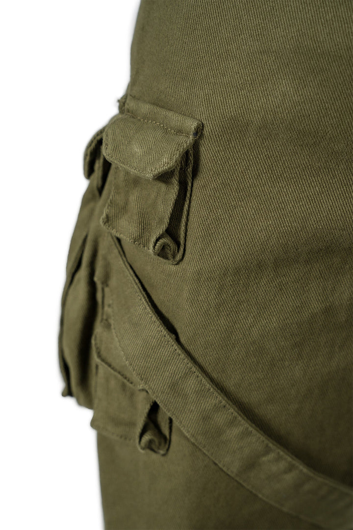 Green Bondage Cargo V2 · Oliver Bradley