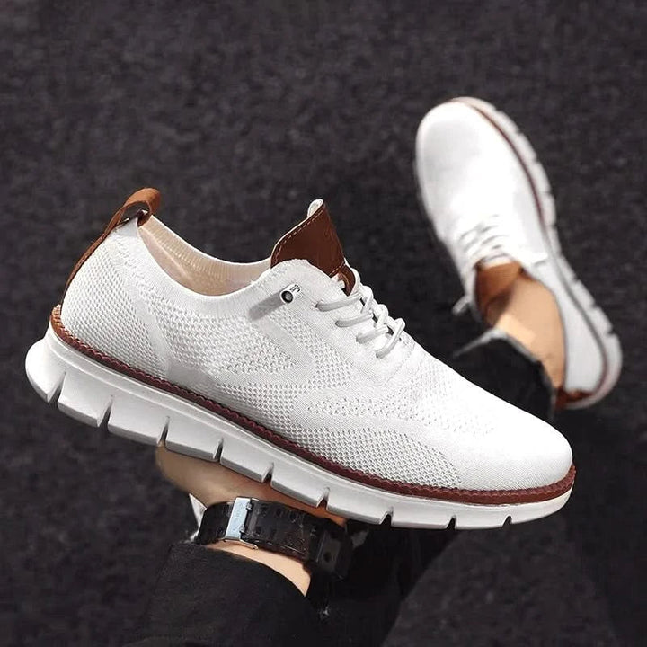 H.D Ventura Trainers · Oliver Bradley