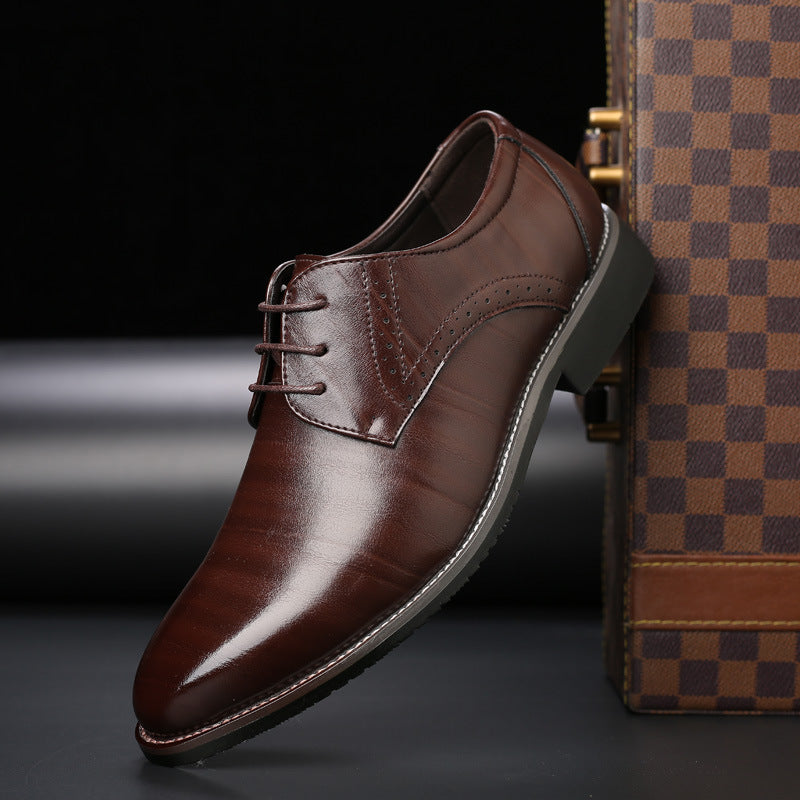 Jelle | Heren chique veterschoenen met brogue-details · Oliver Bradley
