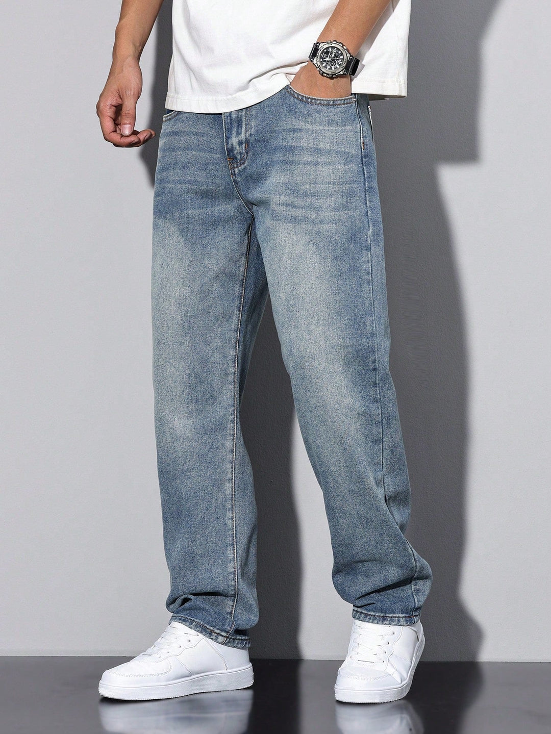 Lars | Casual gewassen herenjeans met rechte pijpen · Oliver Bradley