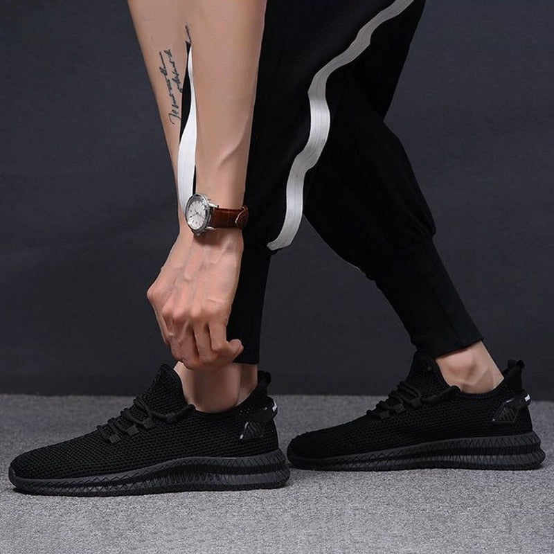 Męskie lekkie sportowe buty sneakersy z oddychającej siateczki i elastyczną podeszwą