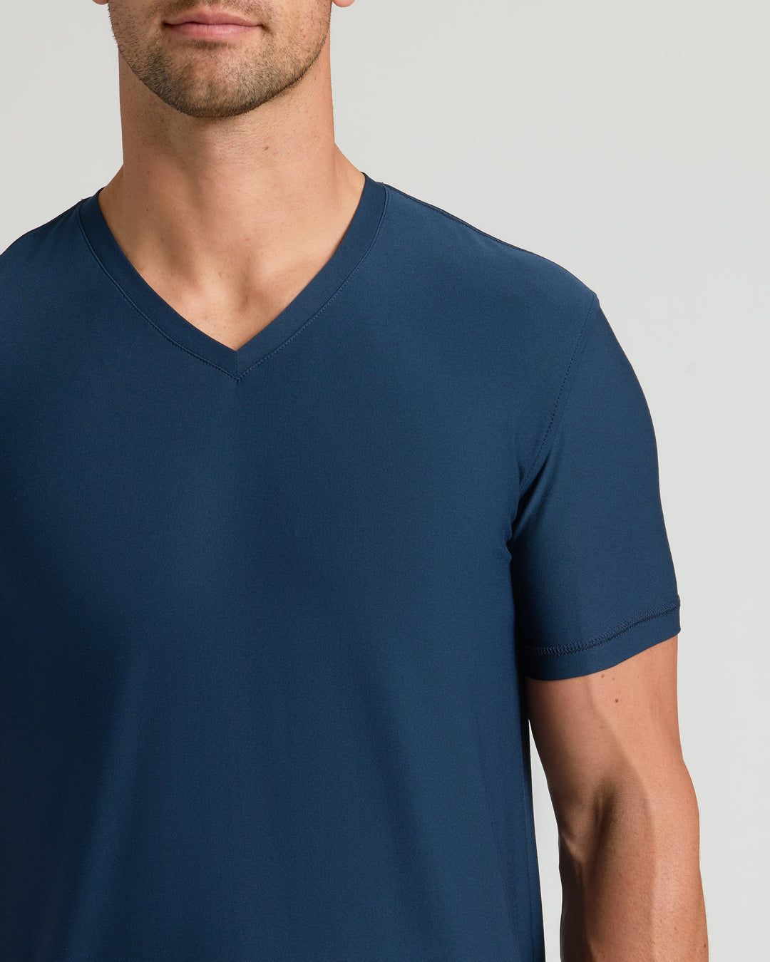 Marcus V-Neck T-Shirt · Oliver Bradley