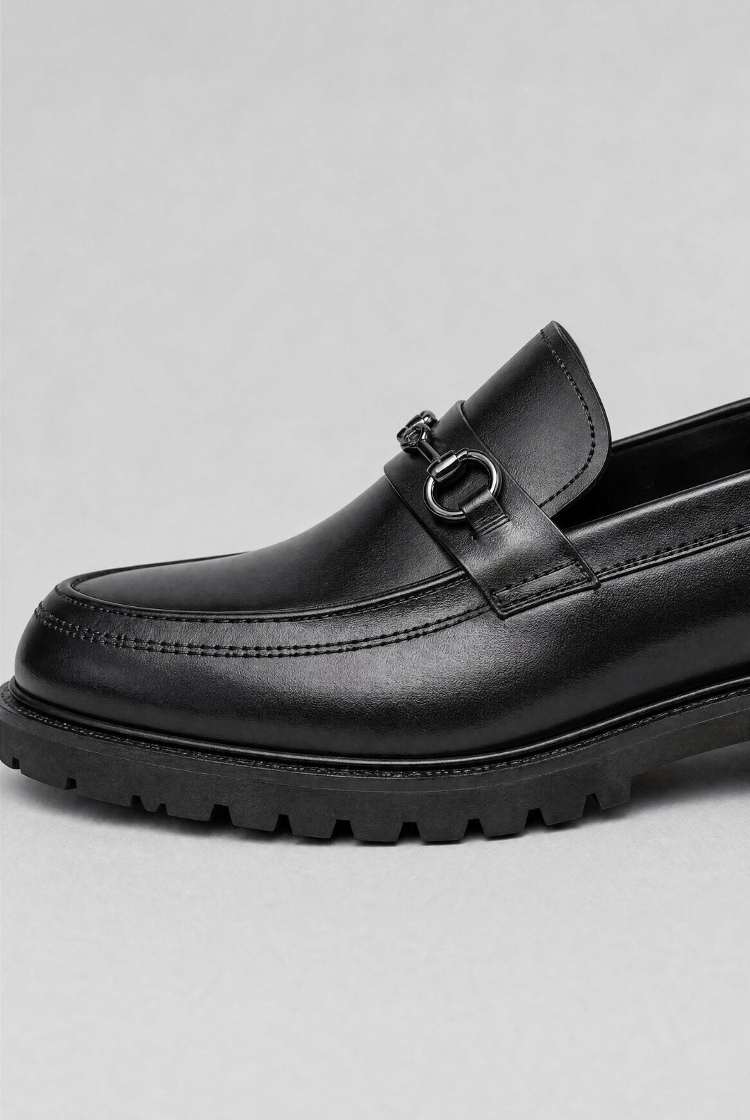 Mocassim Loafer Masculino Monza · Oliver Bradley