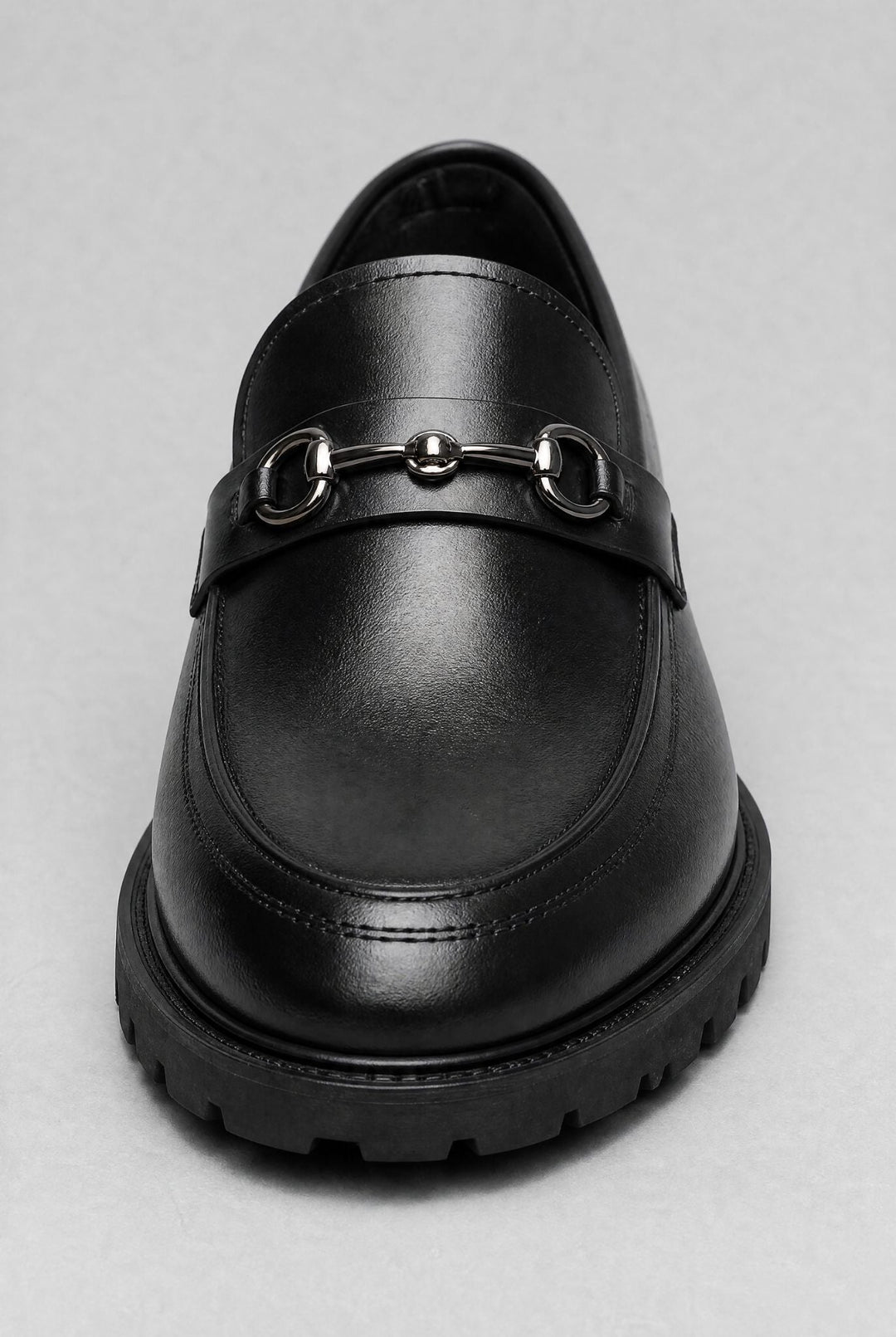Mocassim Loafer Masculino Monza · Oliver Bradley