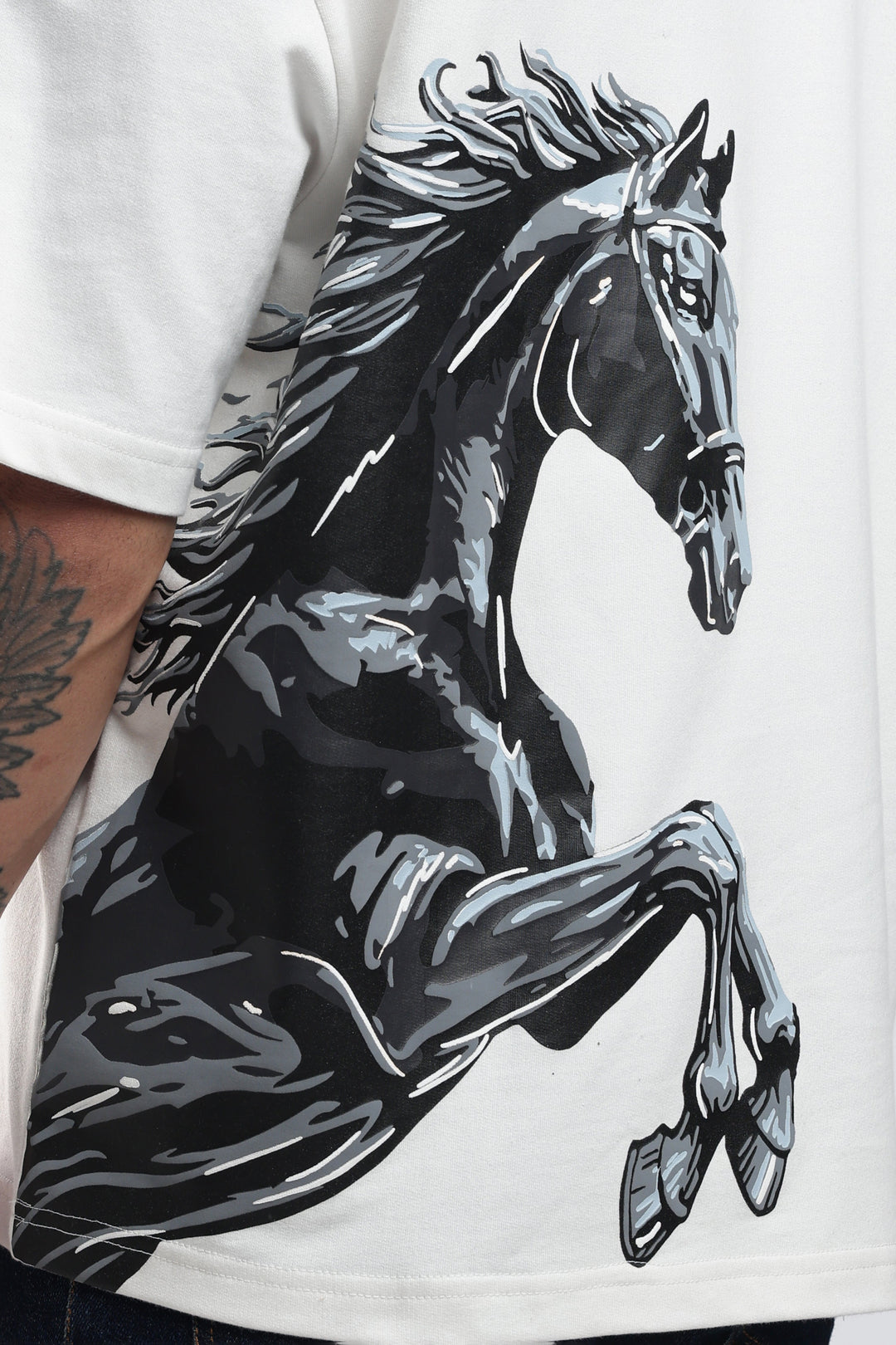 Stallion Oversized T-shirt · Oliver Bradley