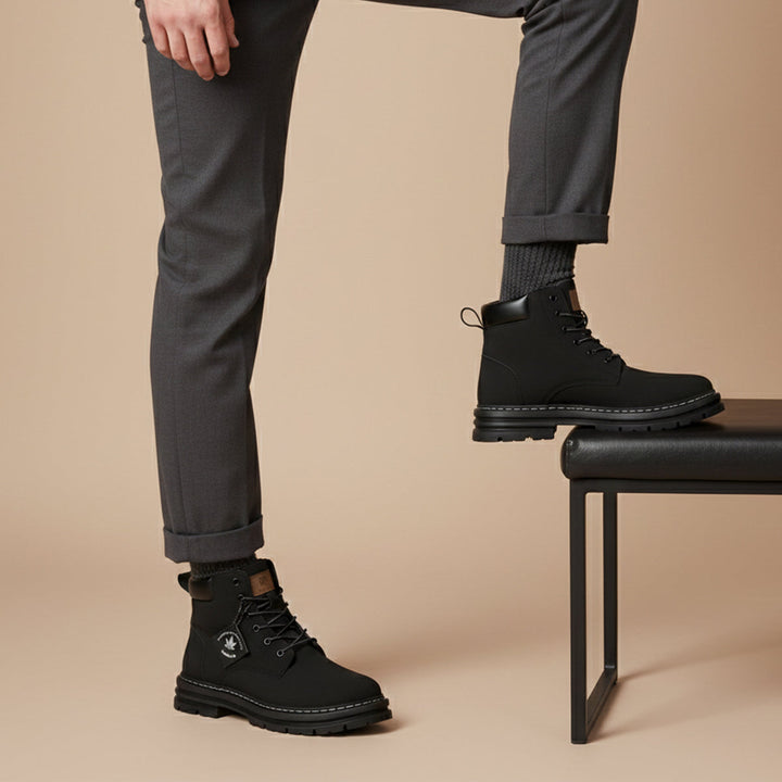 The Silverlake Men’s Cozy Fur Lined Insulated Snow Boots · Oliver Bradley