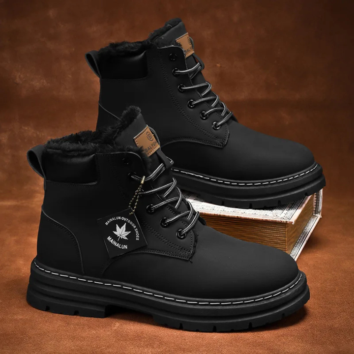 The Silverlake Men’s Cozy Fur Lined Insulated Snow Boots · Oliver Bradley