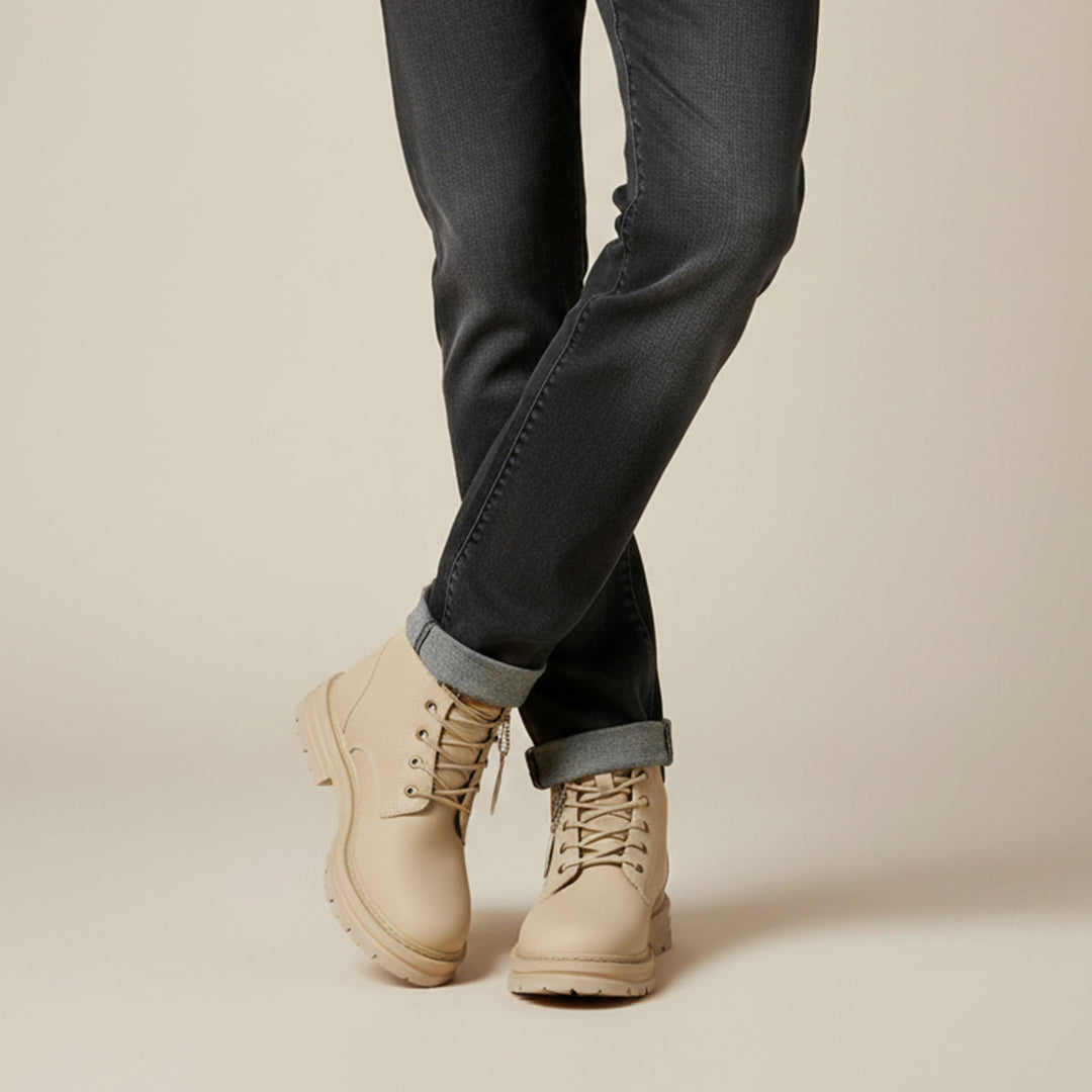 The Silverlake Men’s Cozy Fur Lined Insulated Snow Boots · Oliver Bradley