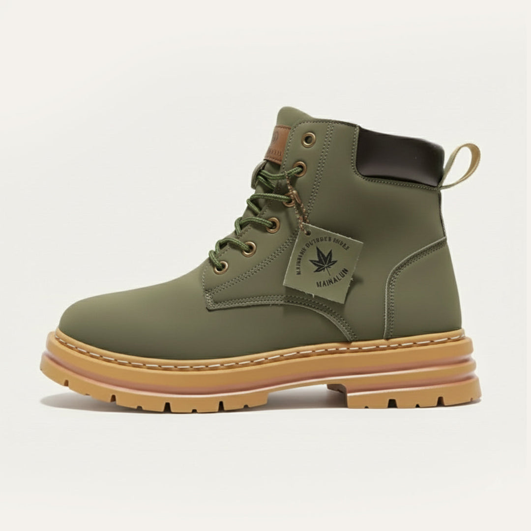 The Silverlake Men’s Cozy Fur Lined Insulated Snow Boots · Oliver Bradley