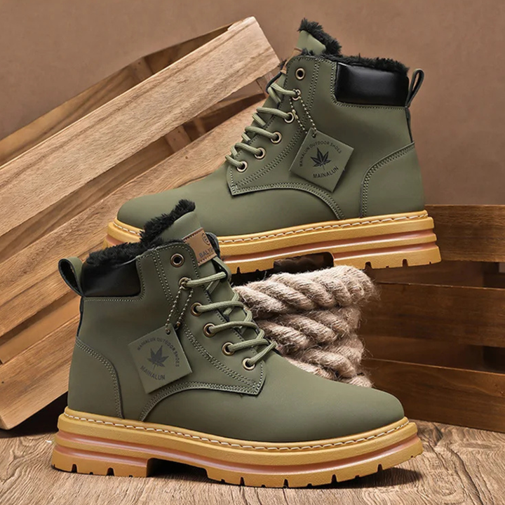 The Silverlake Men’s Cozy Fur Lined Insulated Snow Boots · Oliver Bradley