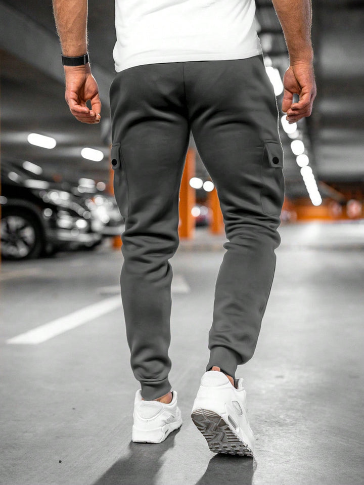 Tom | Heren joggingbroek met draai-omslag zak · Oliver Bradley