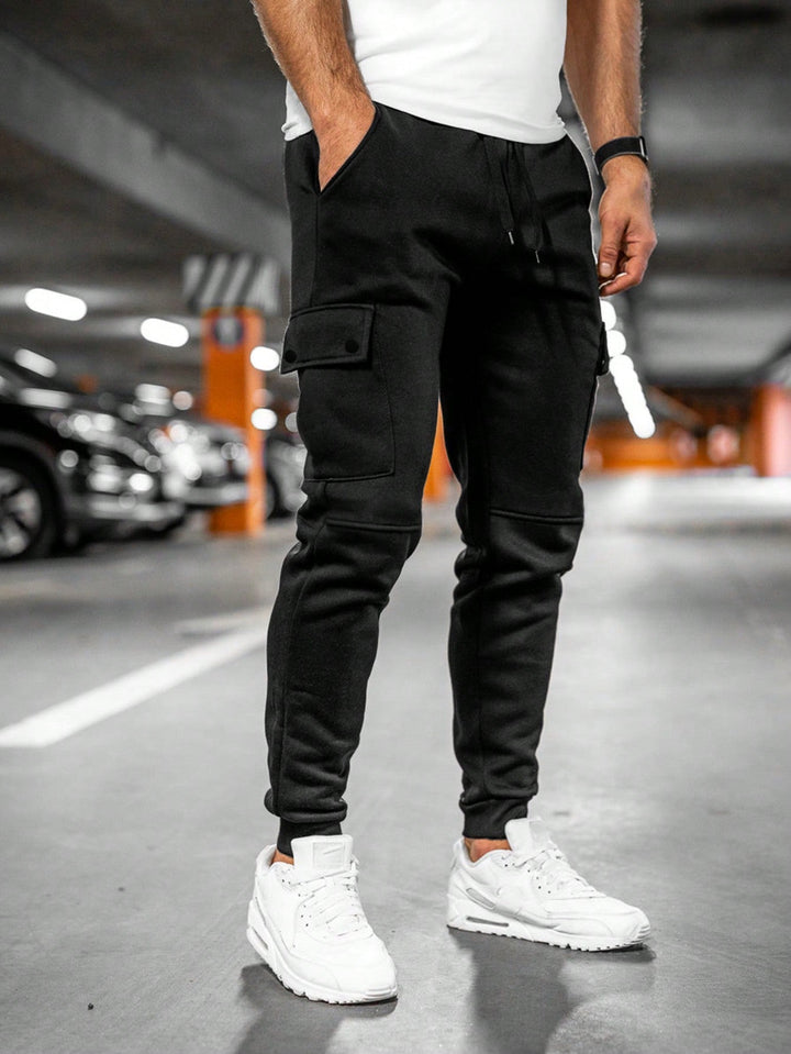 Tom | Heren joggingbroek met draai-omslag zak · Oliver Bradley