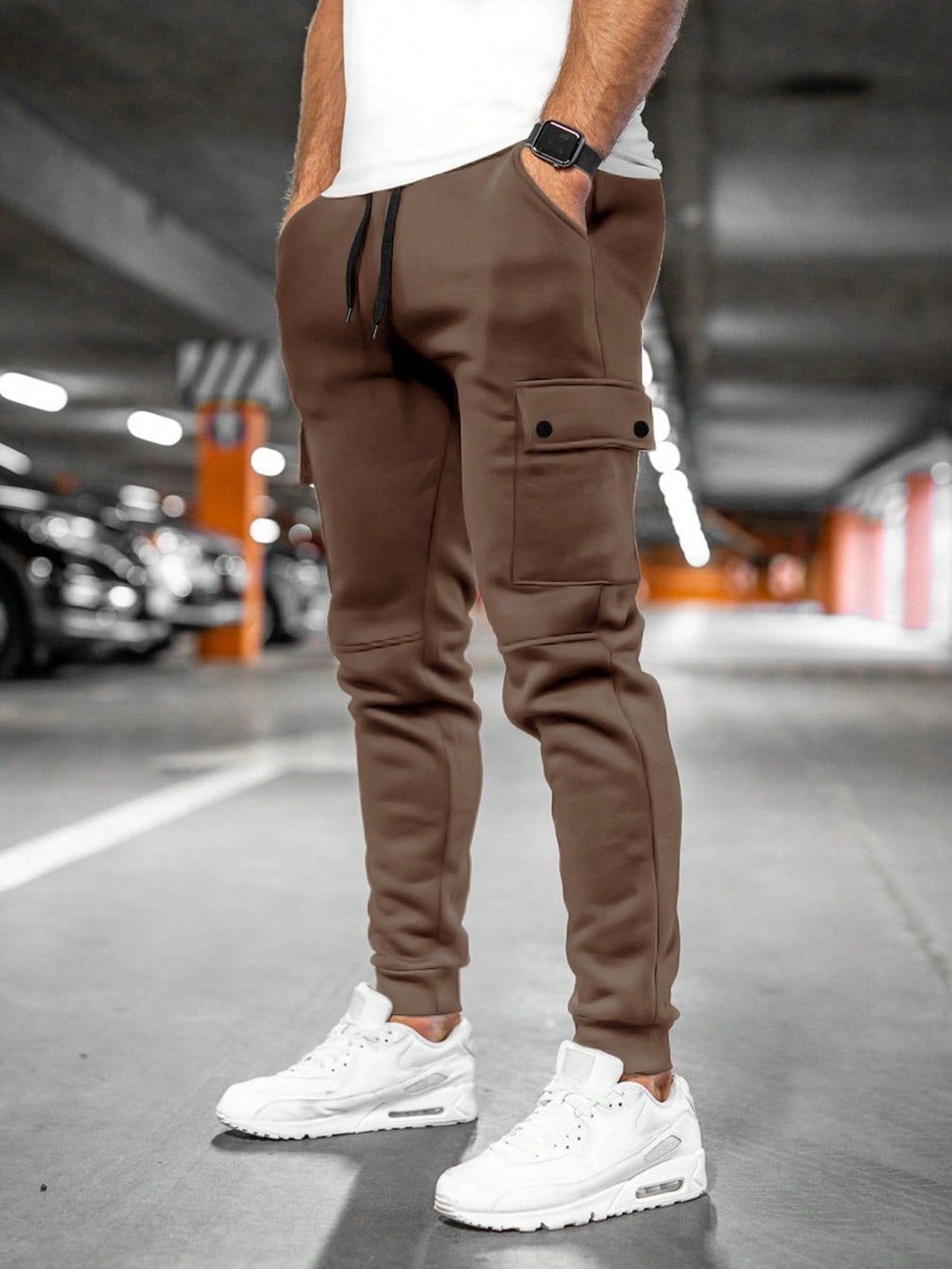 Tom | Heren joggingbroek met draai-omslag zak · Oliver Bradley